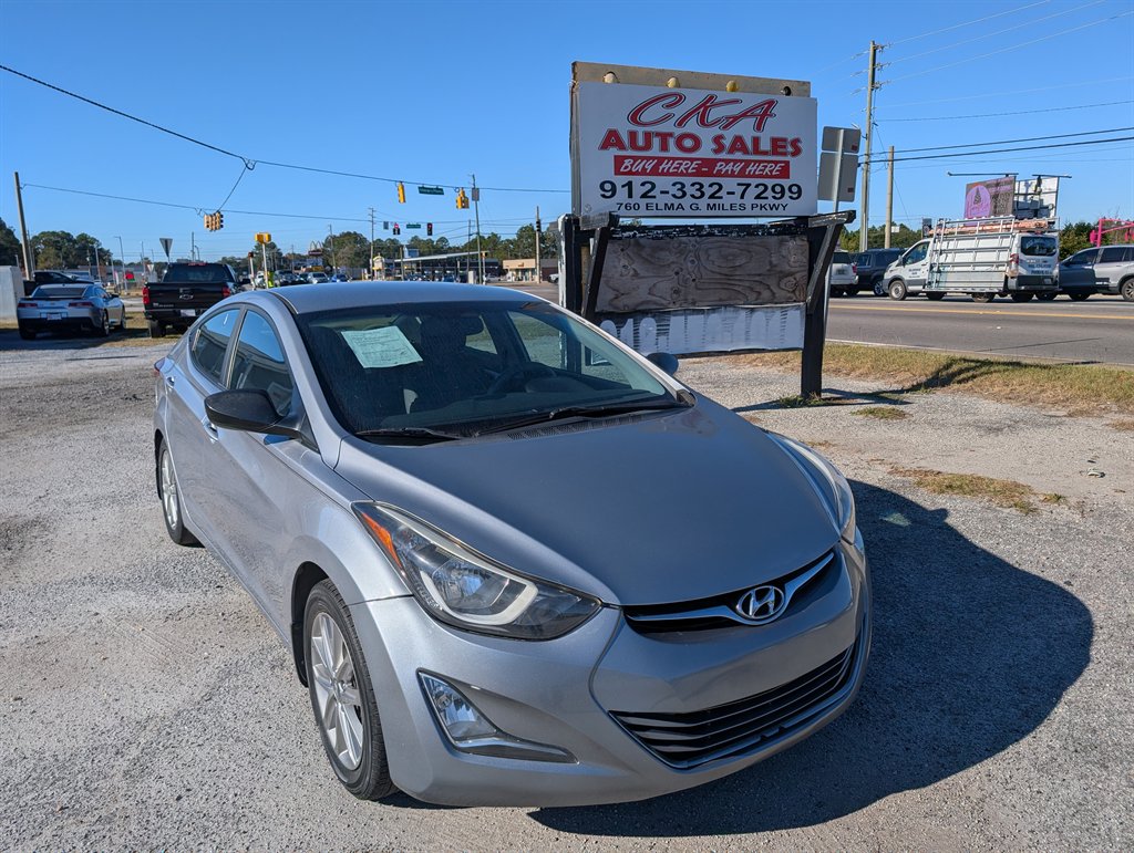 2015 Hyundai Elantra SE