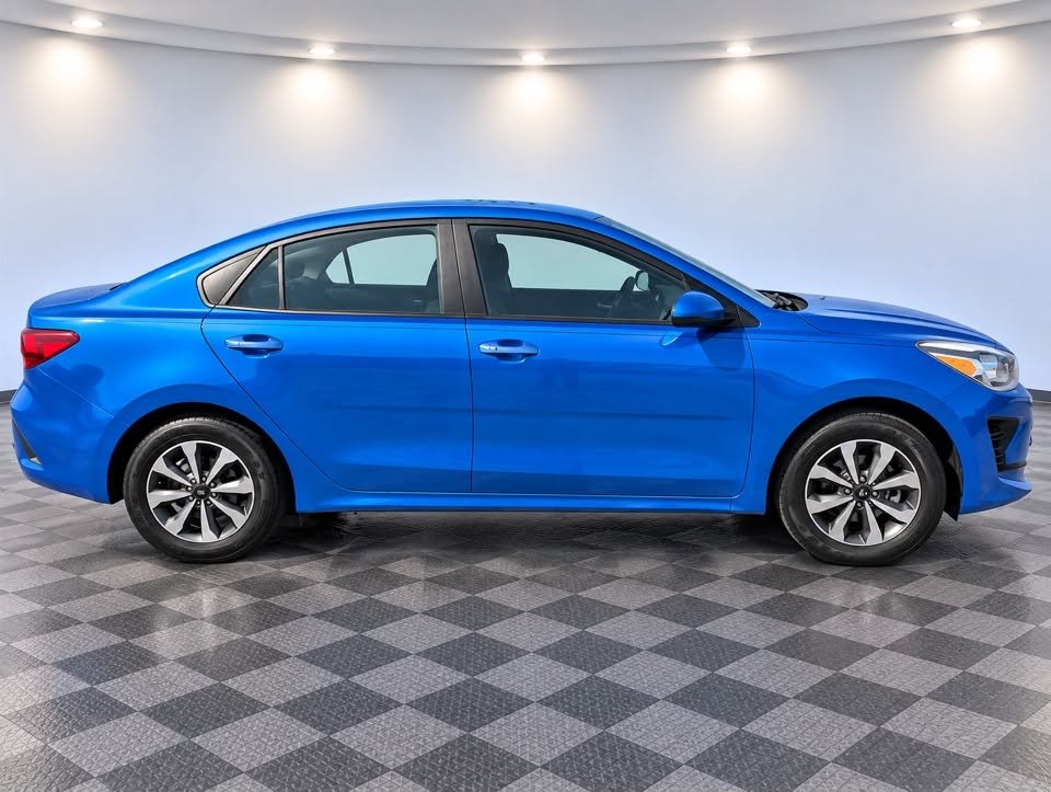 Kia Rio photo 2