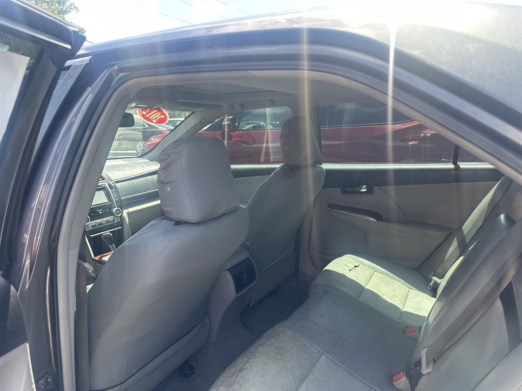 2012 Toyota Camry XLE - Photo 6