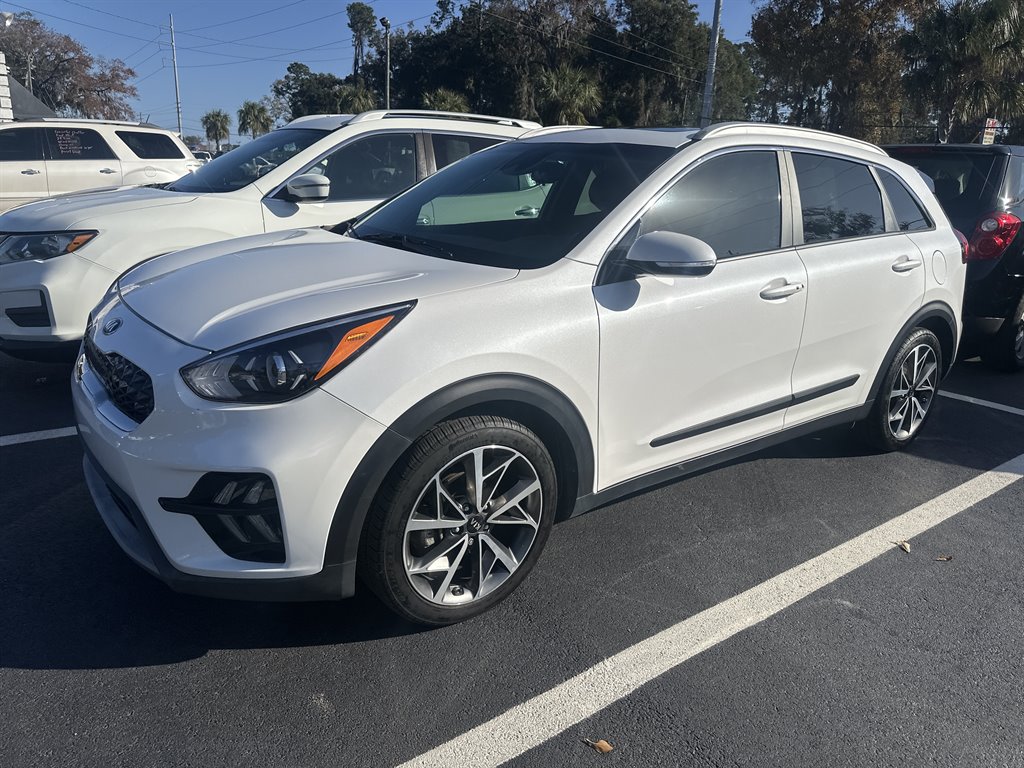 2020 Kia Niro Touring's photo