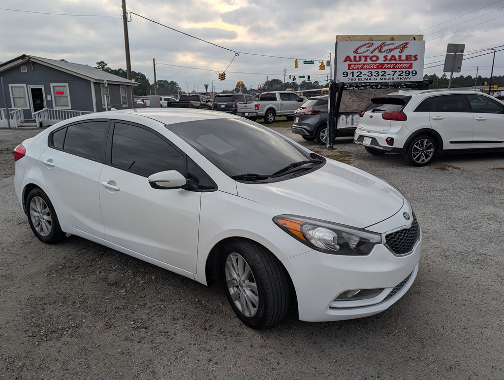 2016 Kia Forte LX's photo