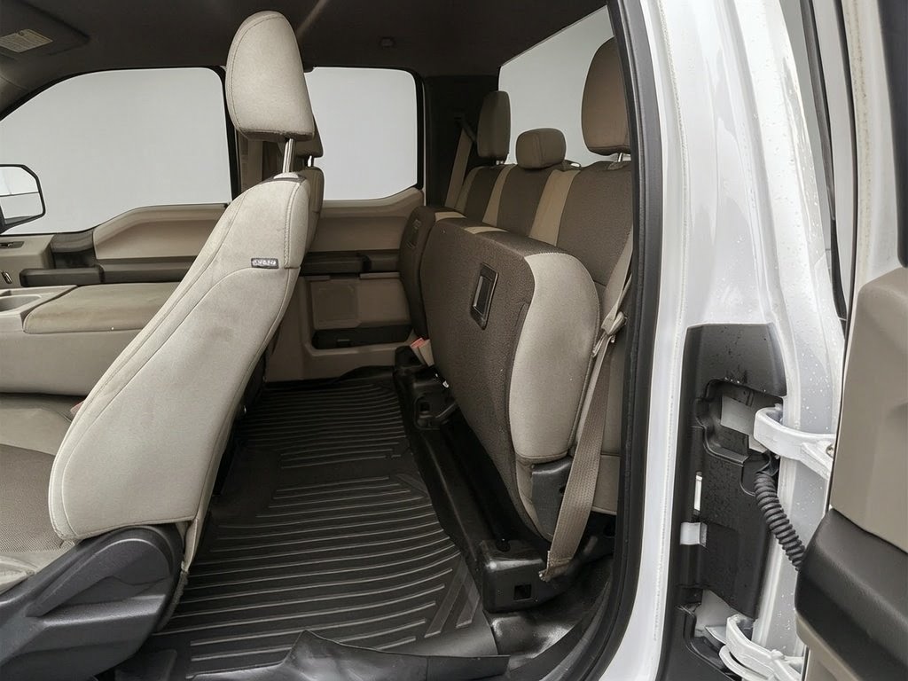 Ford F-150 photo 3