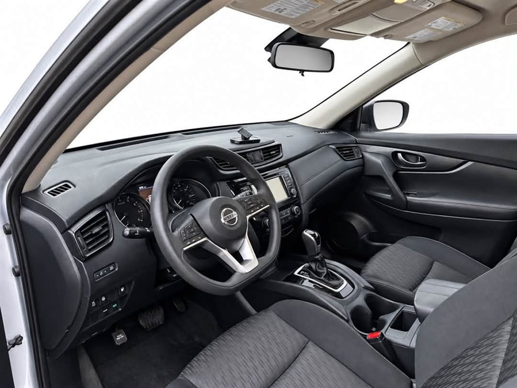 Nissan Rogue photo 4