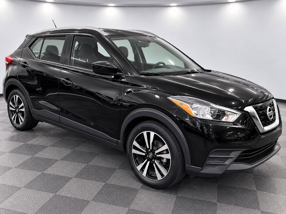 Nissan Kicks photo 2