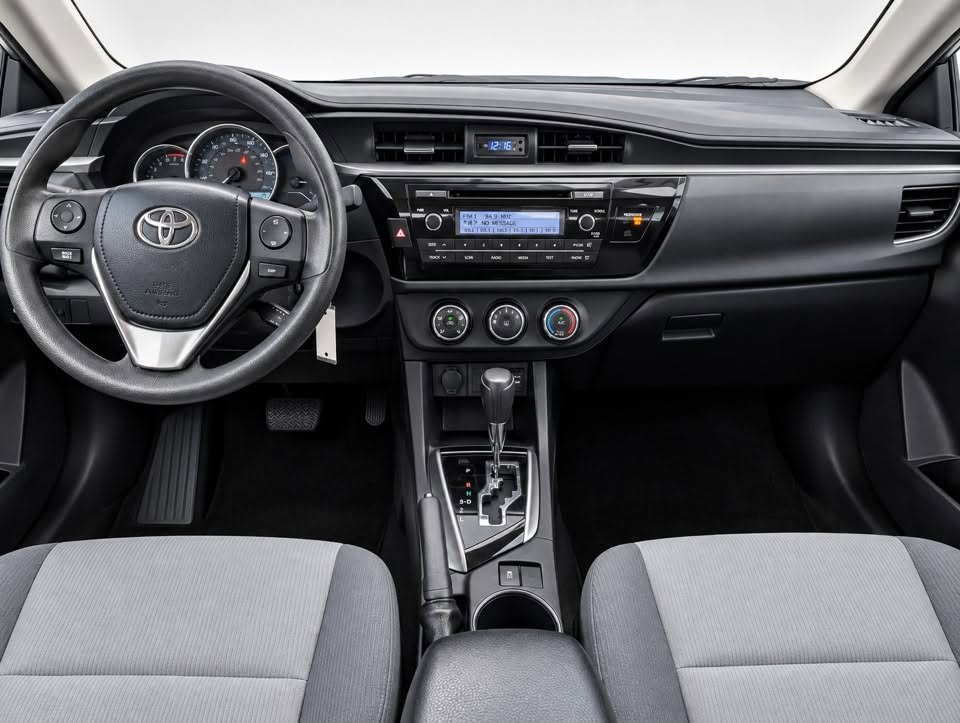 Toyota Corolla photo 3